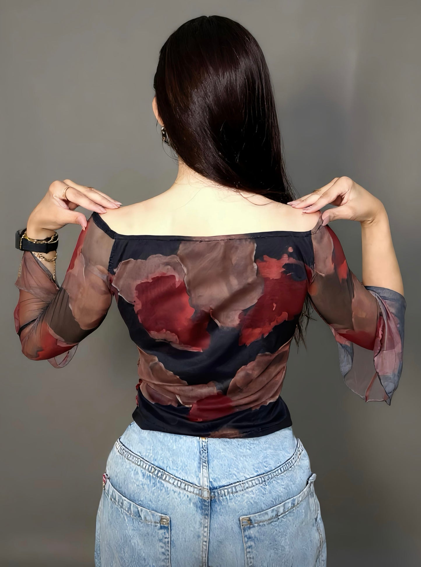 Elegant Mesh Long Sleeves Top.