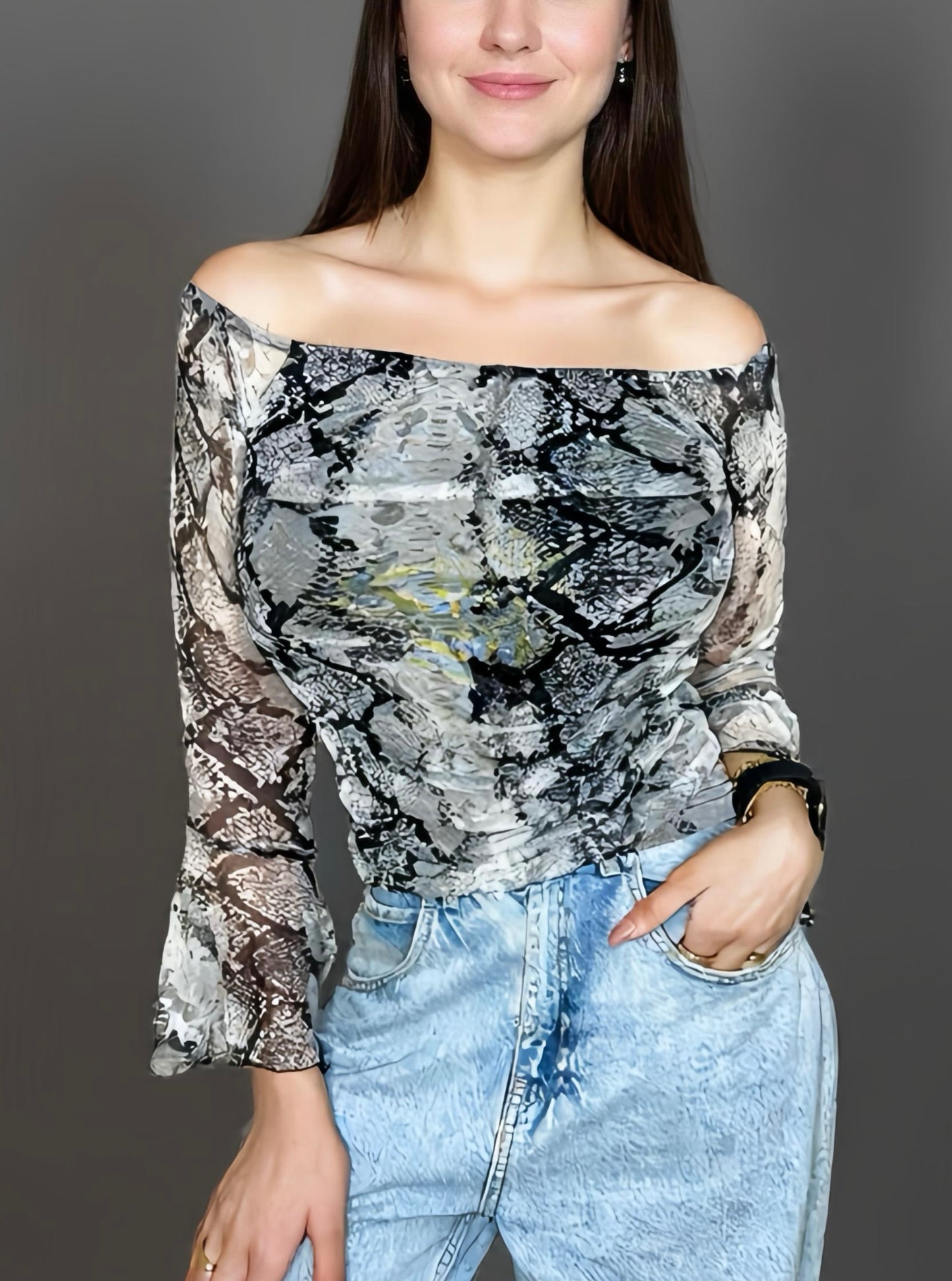 Elegant Mesh Long Sleeves Top.