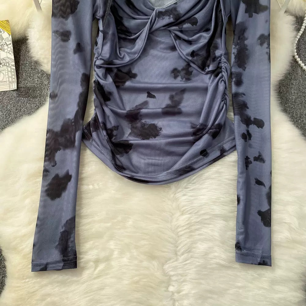 Mesh Sweetheart Neck Tie-dye Top.