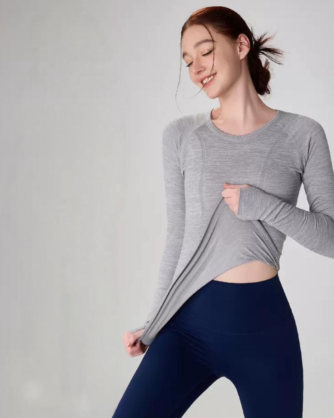 Seamless Yoga Top Crew Neck, Slim Fit, Long-Sleeve