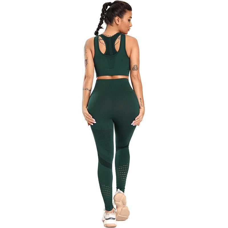 Green New Seamless Women's High-Strength Shockproof Sports Set