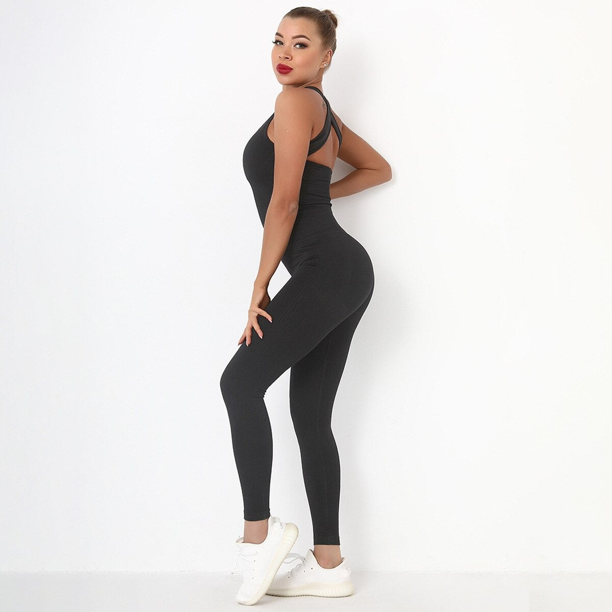 Seamless Peach Hip Raise Pocket Yoga Sports Jumpsuits