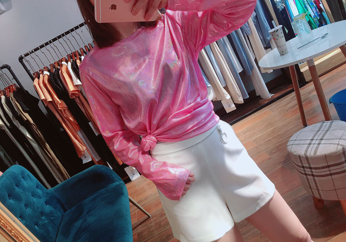 hot style foreign trade loose T-shirt women's shiny reflective long-sleeved women's supply