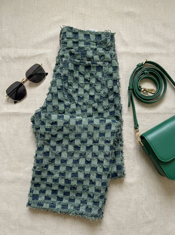Textured Frayed Straight Jeans
