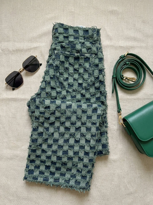 Textured Frayed Straight Jeans