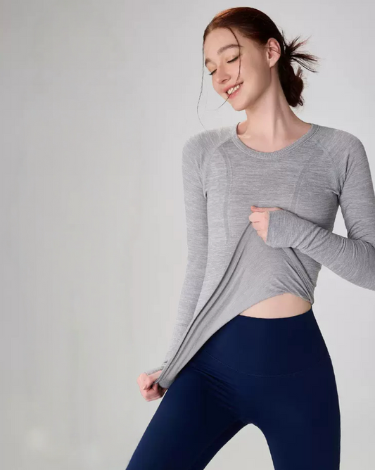 Seamless Yoga Top Crew Neck, Slim Fit, Long-Sleeve